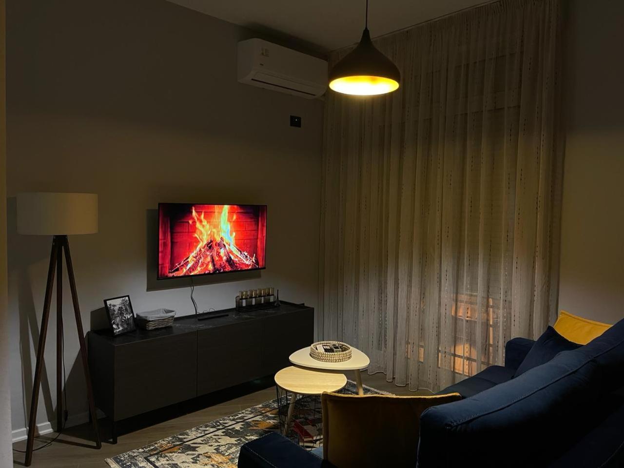 Am Apartment Tirana Bagian luar foto