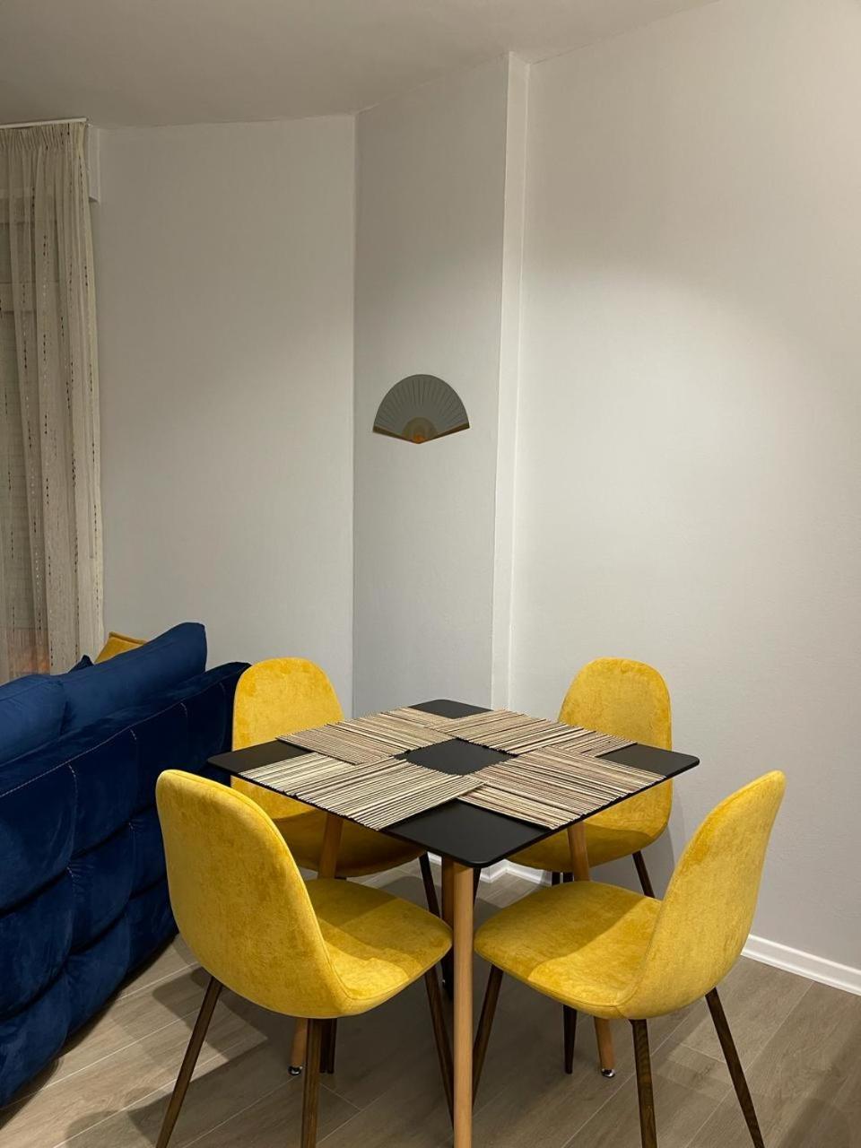 Am Apartment Tirana Bagian luar foto