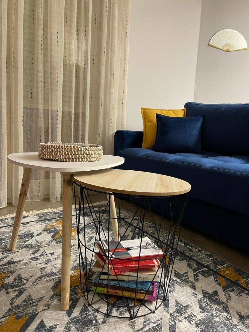Am Apartment Tirana Bagian luar foto