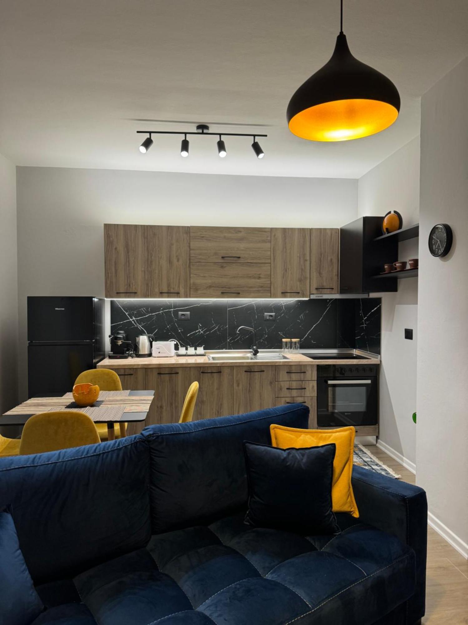 Am Apartment Tirana Bagian luar foto