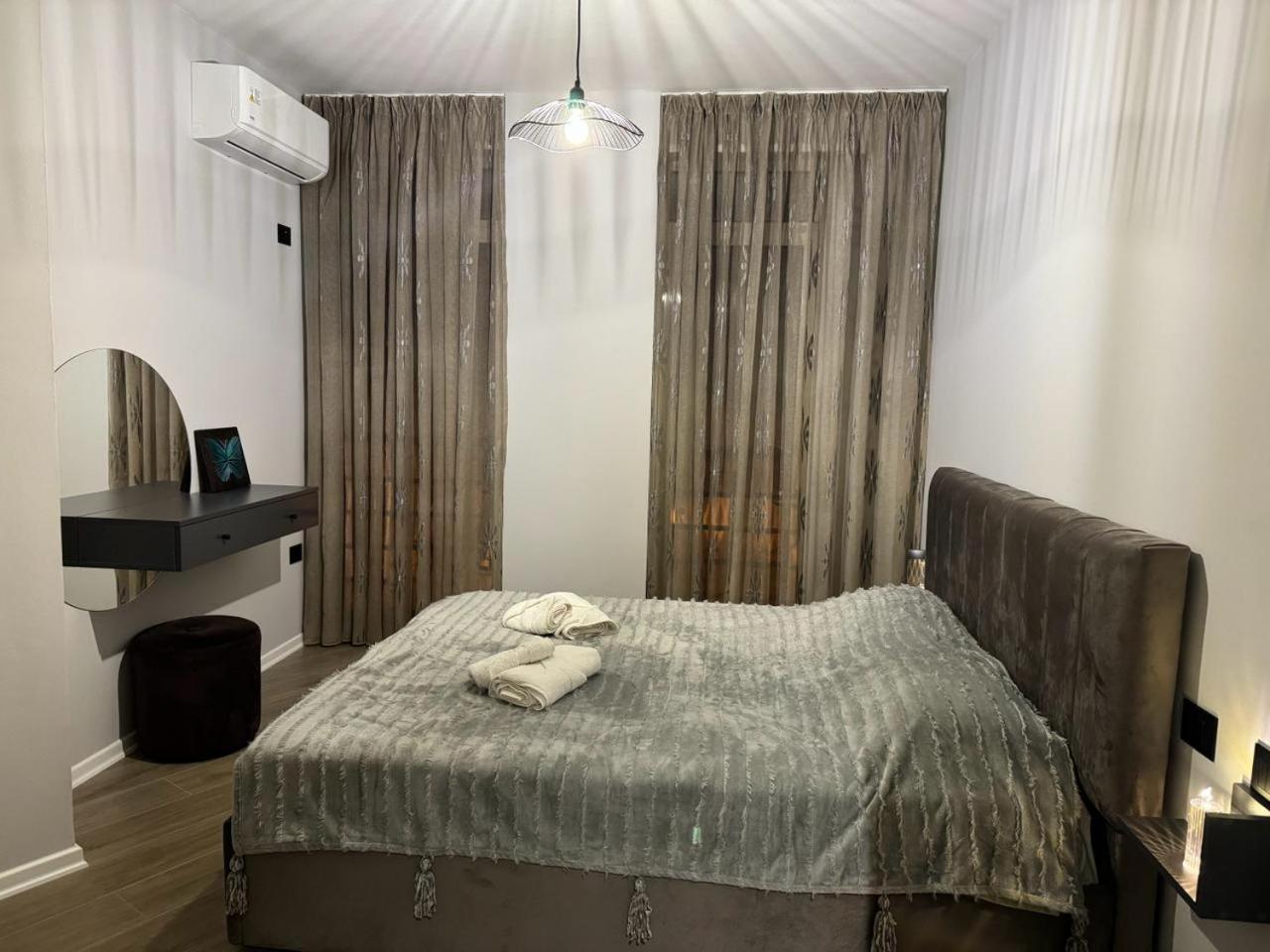 Am Apartment Tirana Bagian luar foto
